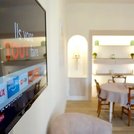 2 Pieces Liberte Plein Centre Apartmán Saint-Raphaël