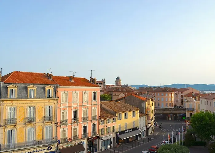 2 Pieces Liberte Plein Centre Апартаменти Сен-Рафаель