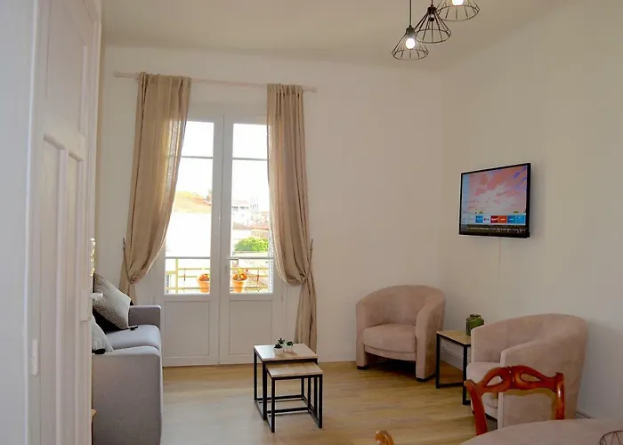 Apartment 2 Pieces Liberte Plein Centre Saint-Raphaël